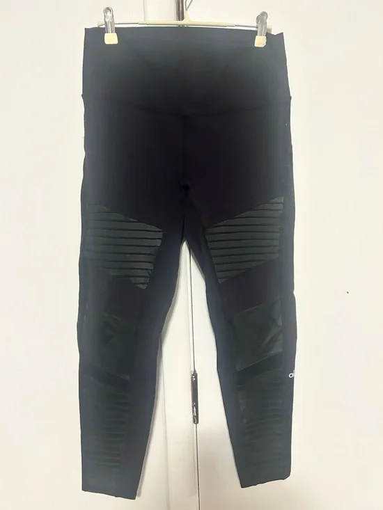 ALO Yoga Black High-Waist Moto Ribbed Leggings - Picture 5 of 7